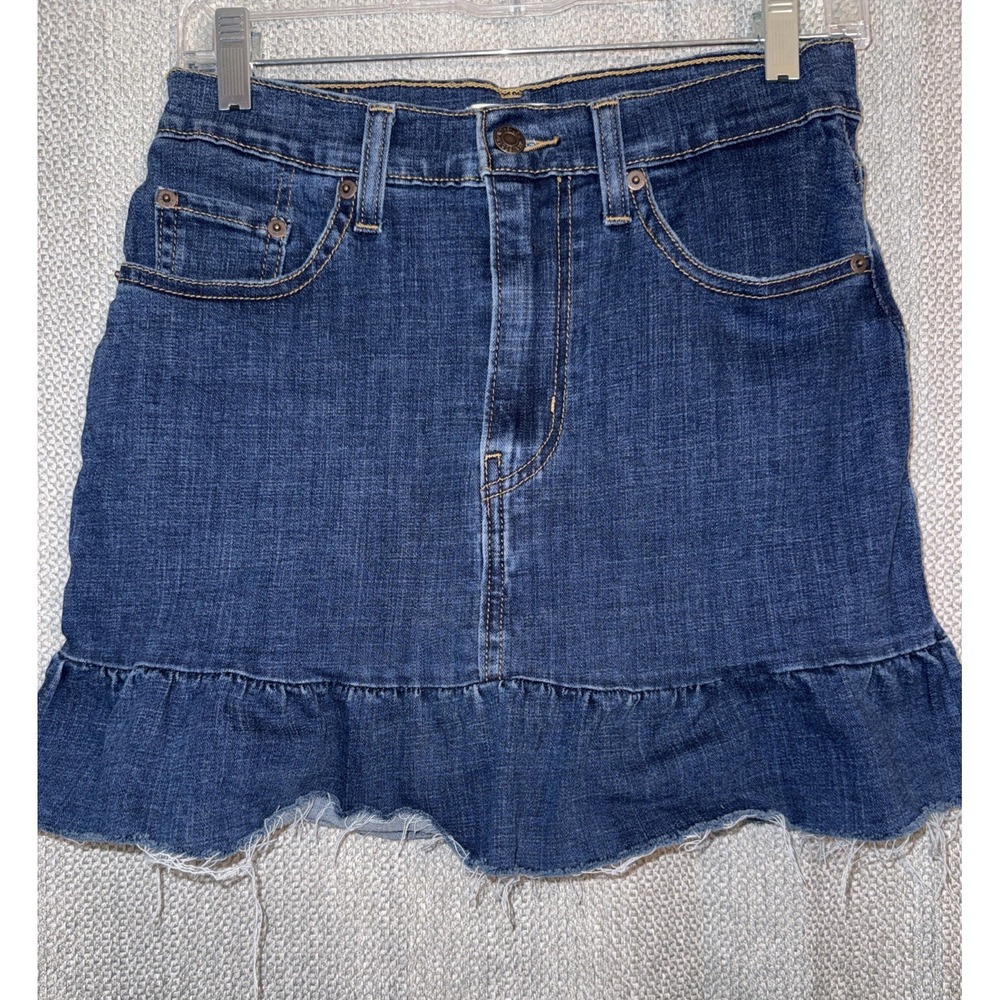 Levi's Mile High  ruffle Denim‎ skirt Women's Size 26 Mini raw edge stretch